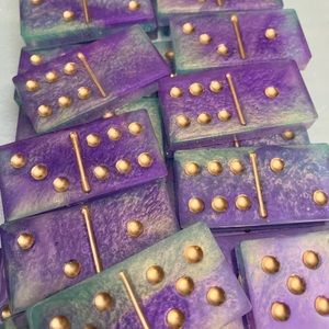 Custom Resin Dominos Set and Customizable Case